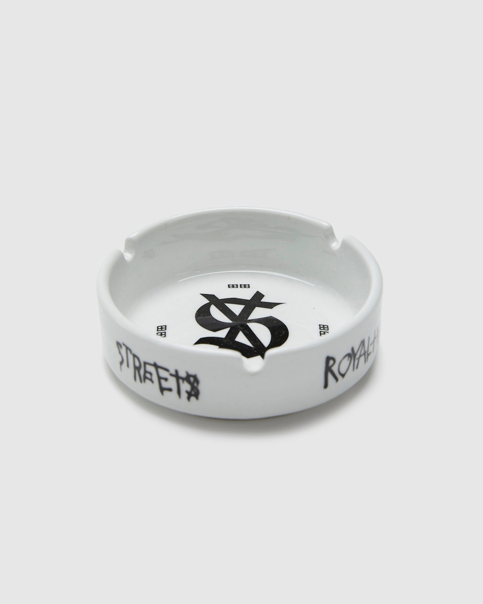 Buy Kash Tray White | Ceramic Ashtray | KSUBI