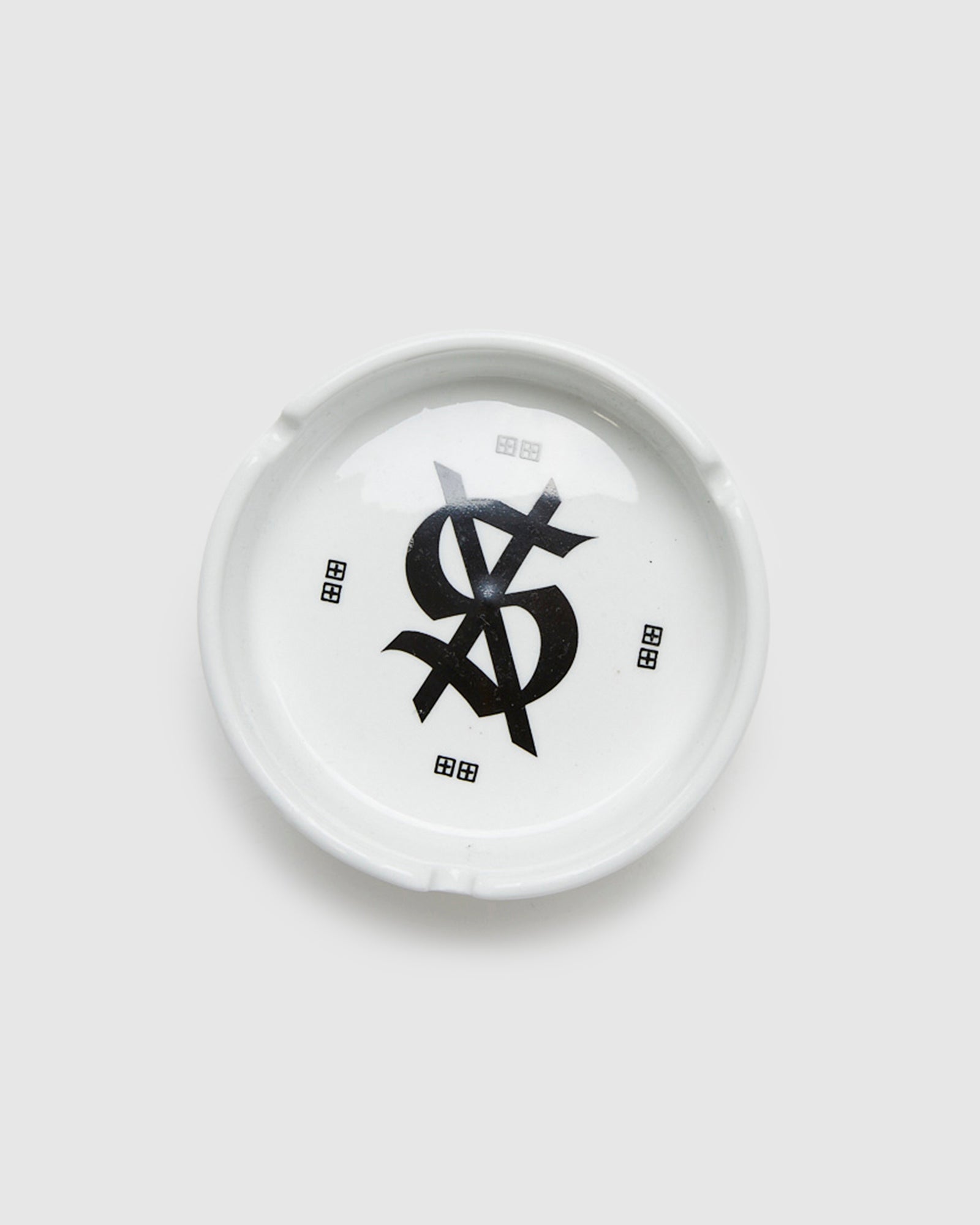Buy Kash Tray White | Ceramic Ashtray | KSUBI - Image 2