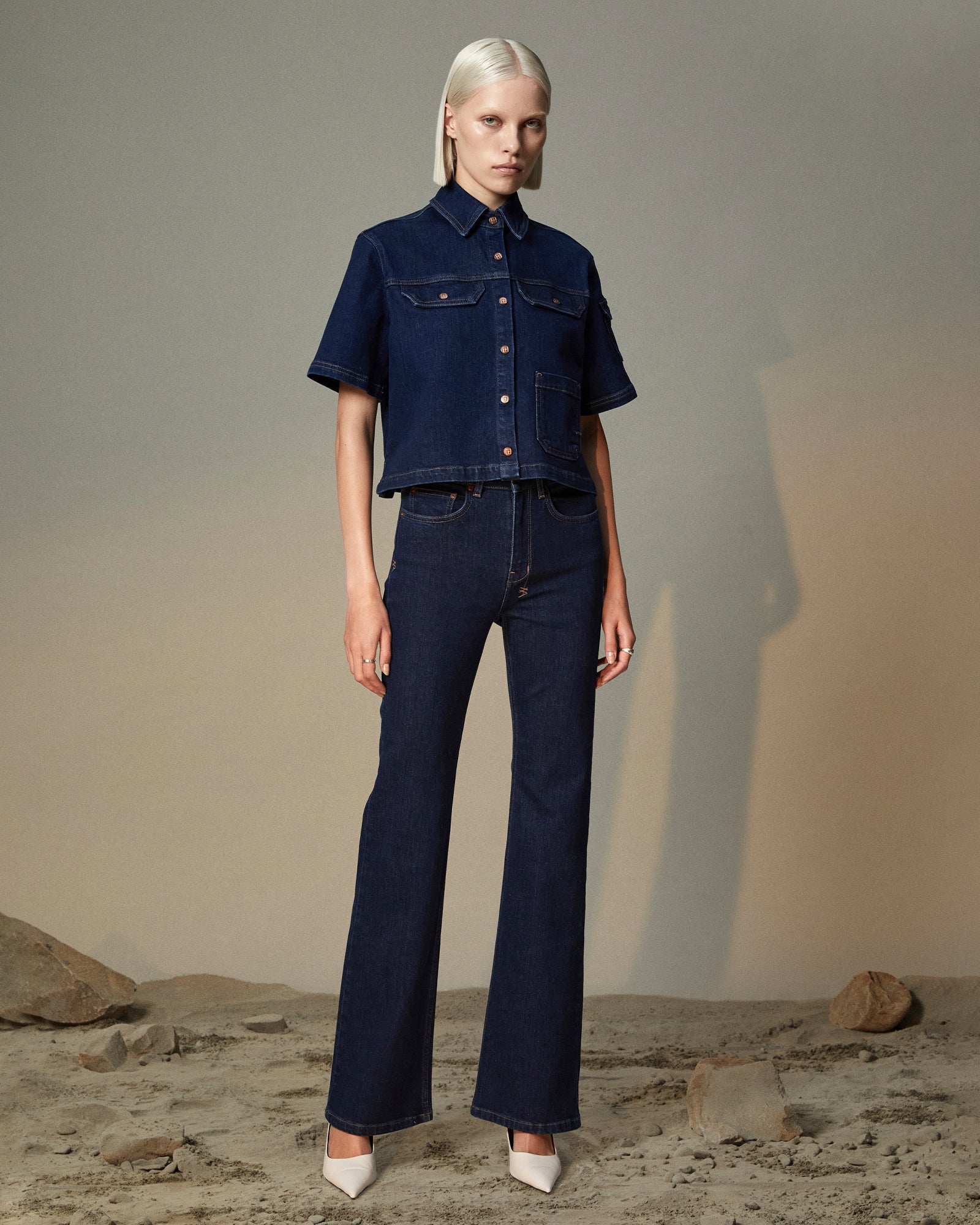 Soho Flare Jeans Legacy - Dark Blue Denim - Image 2