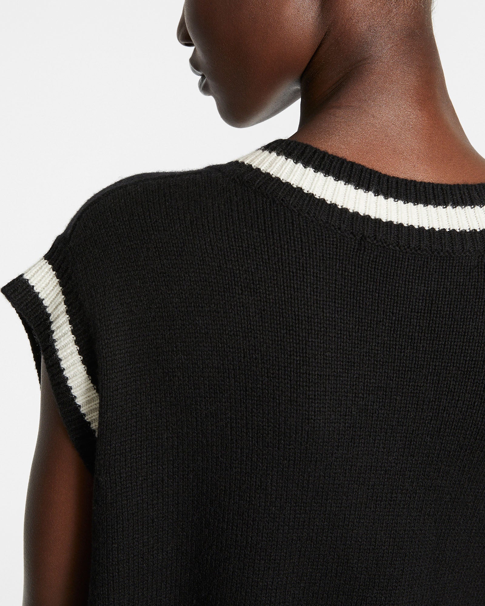 Cross Dollar Knit Dress Black - Image 3