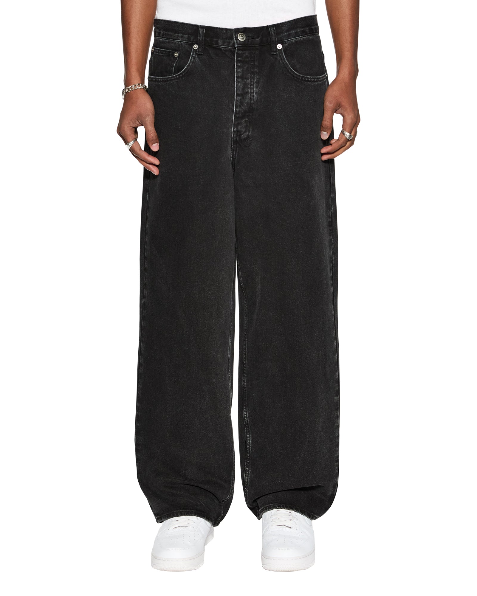 Maxx Noir