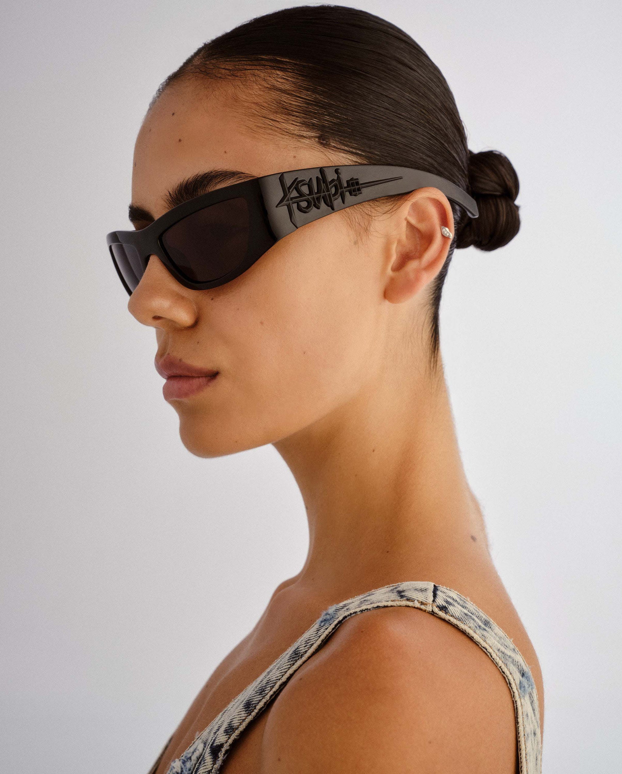 Sloane Sunglasses Black - Image 4